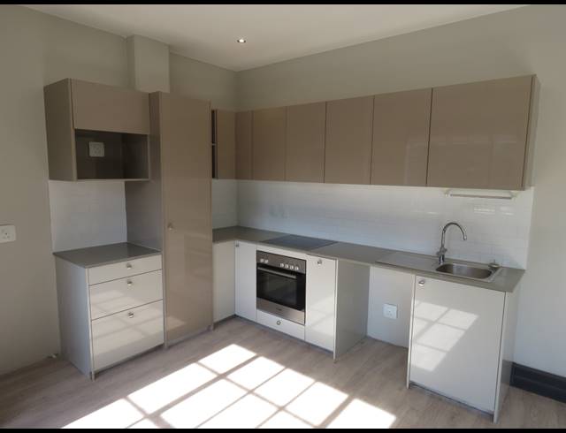 1 BEDROOM APARTMENT TO LET IN PAARDEVLEI